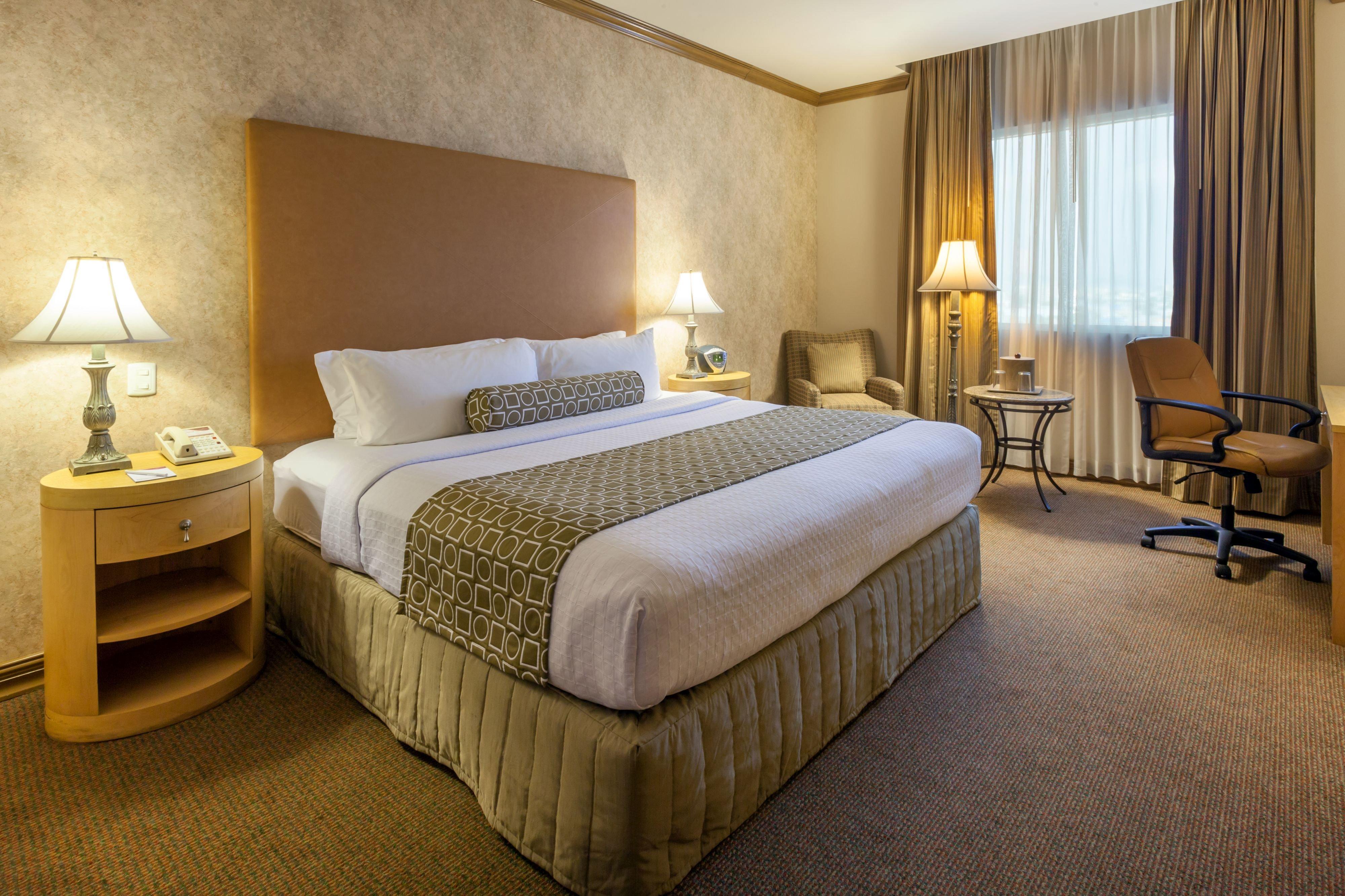 Hotel Crowne Plaza Torreon By Ihg Esterno foto